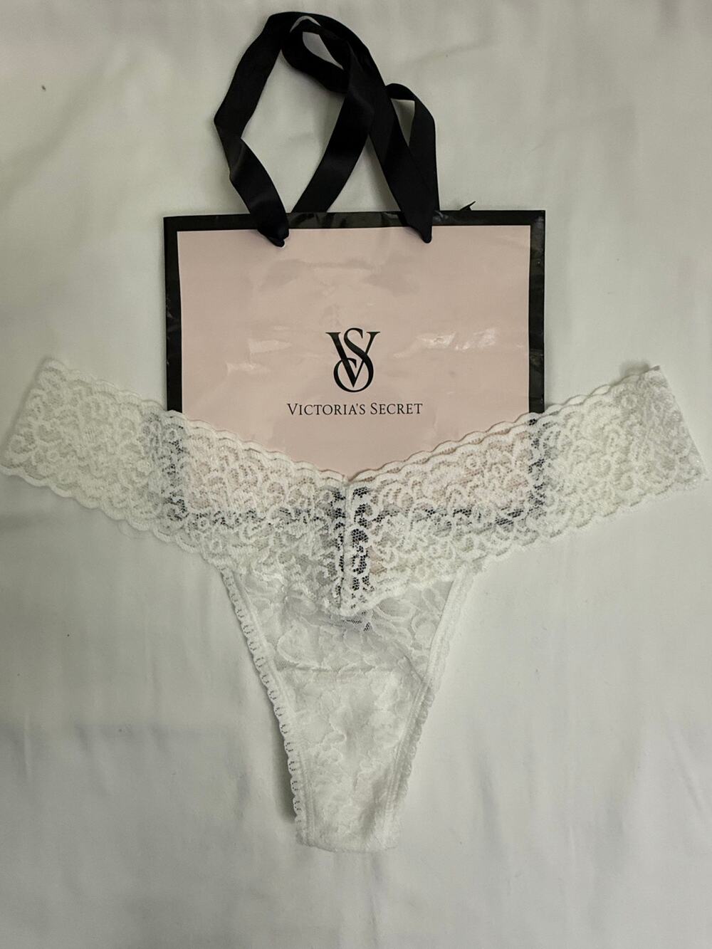 Victoria’s Secret Vintage Sheer Lace Thong Panty – White – Size OS – 2013